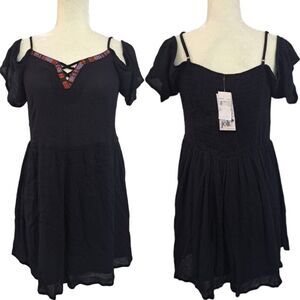 Jolt Women's Large Black Multi Cold Shoulder Smocked Back Romper Travel Vacation